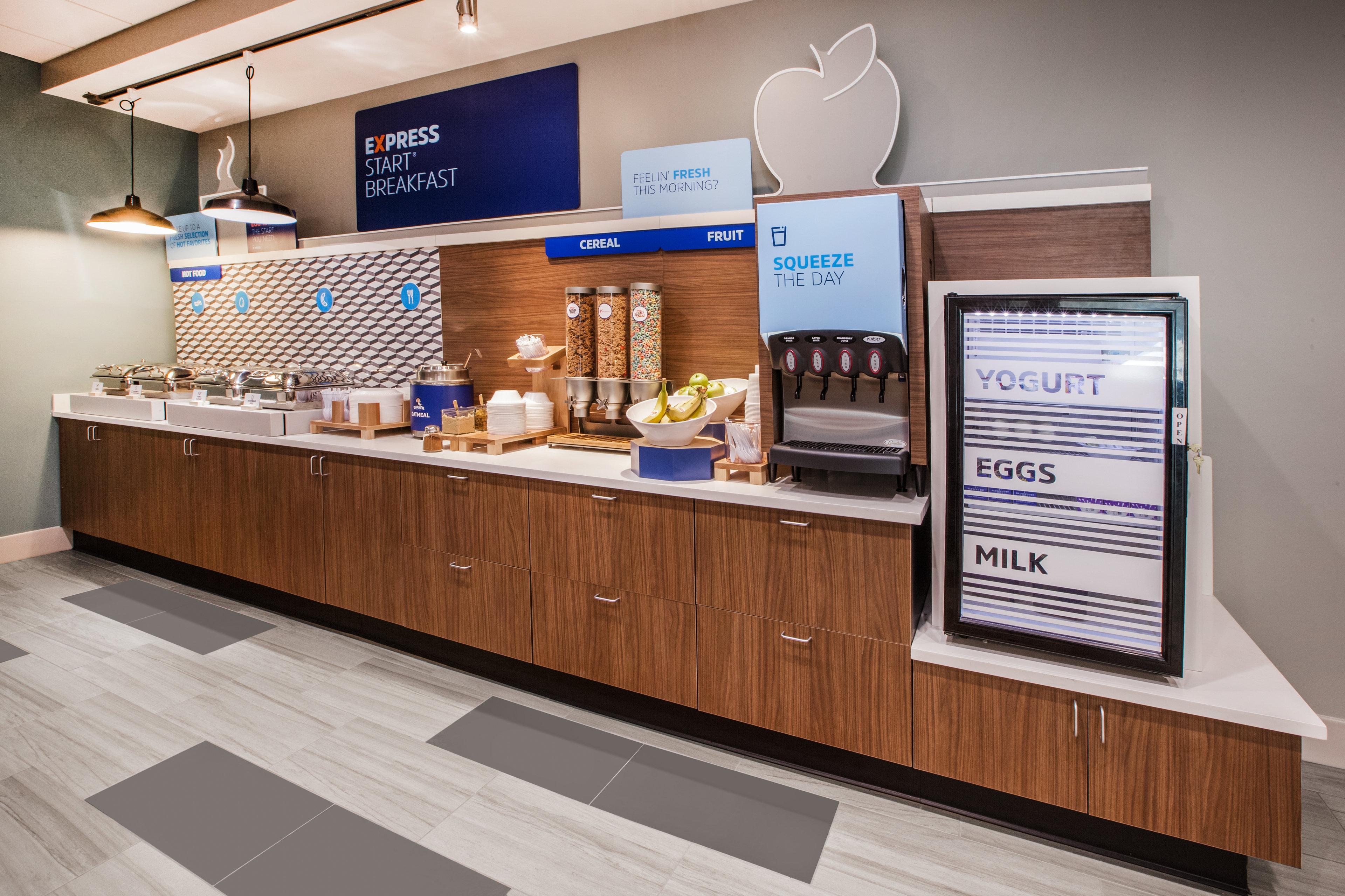 Holiday Inn Express & Suites Sparta Екстериор снимка